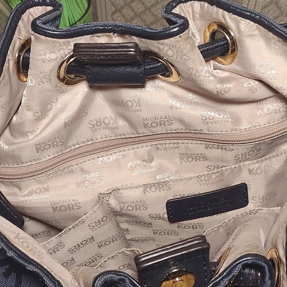 Bundle of Michael Kors Monogram Canvas Navy Tote & Continental Wallet Wristlet - Picture 11 of 16